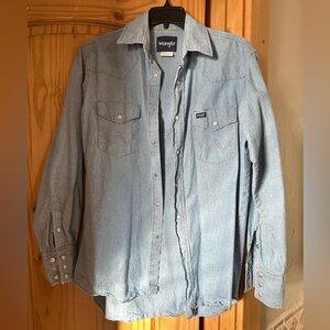 Wrangler Classic Light Blue Denim Shirt
